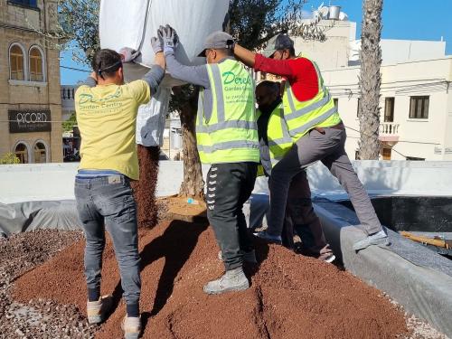 Substrate is being applied on a rooftop
