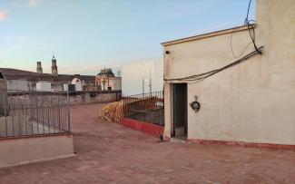 Roof terrace with ceramic tiles